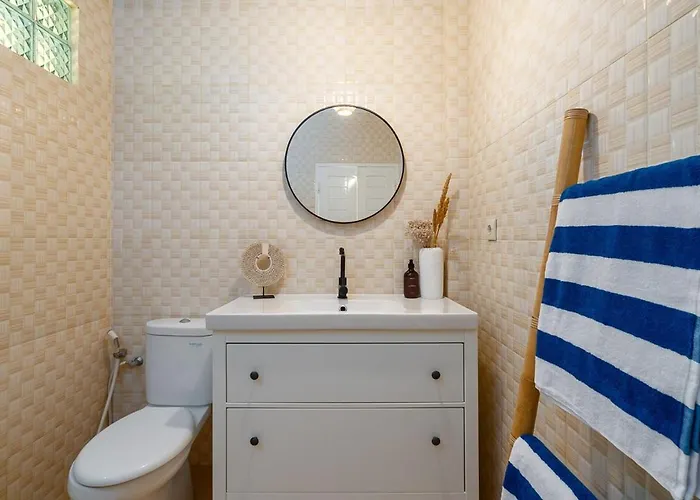 Prime Location 3br Pool *